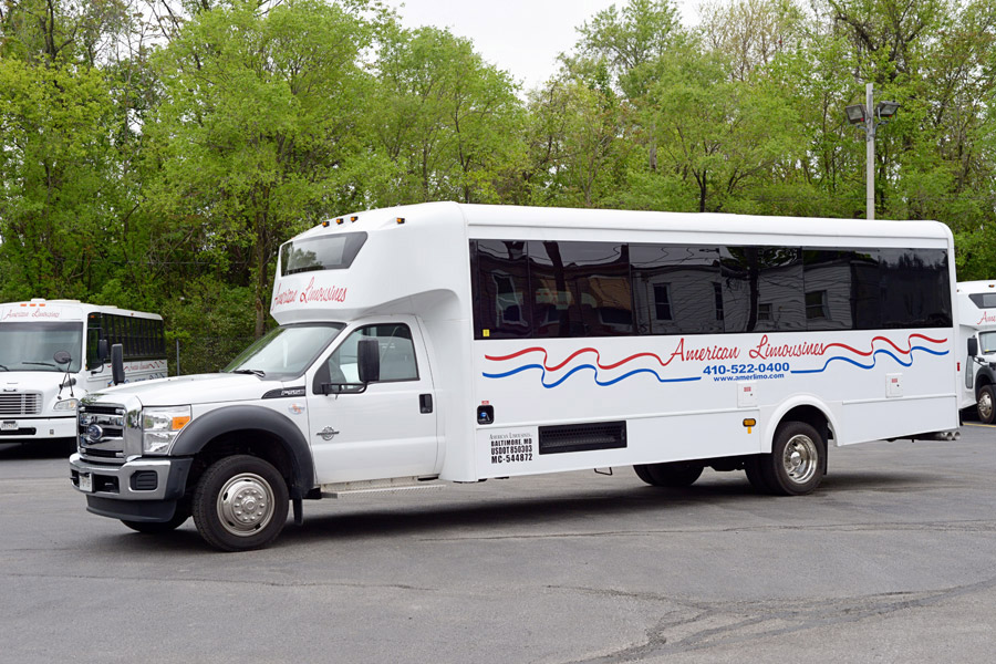 Image of outside of shuttle bus on American Limousines website