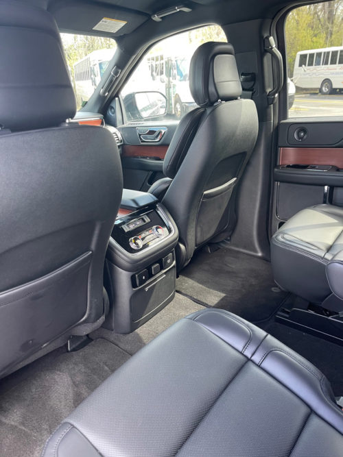 Image of interior of car on American Limousines website