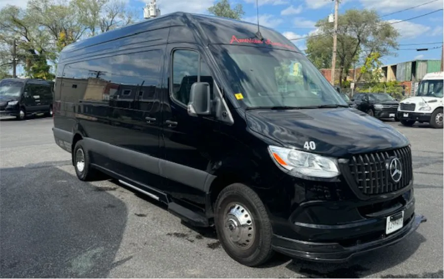 Mercedes Sprinter Limo